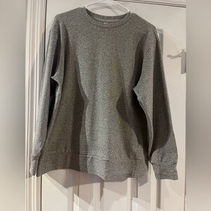 Uni Qlo Sweater